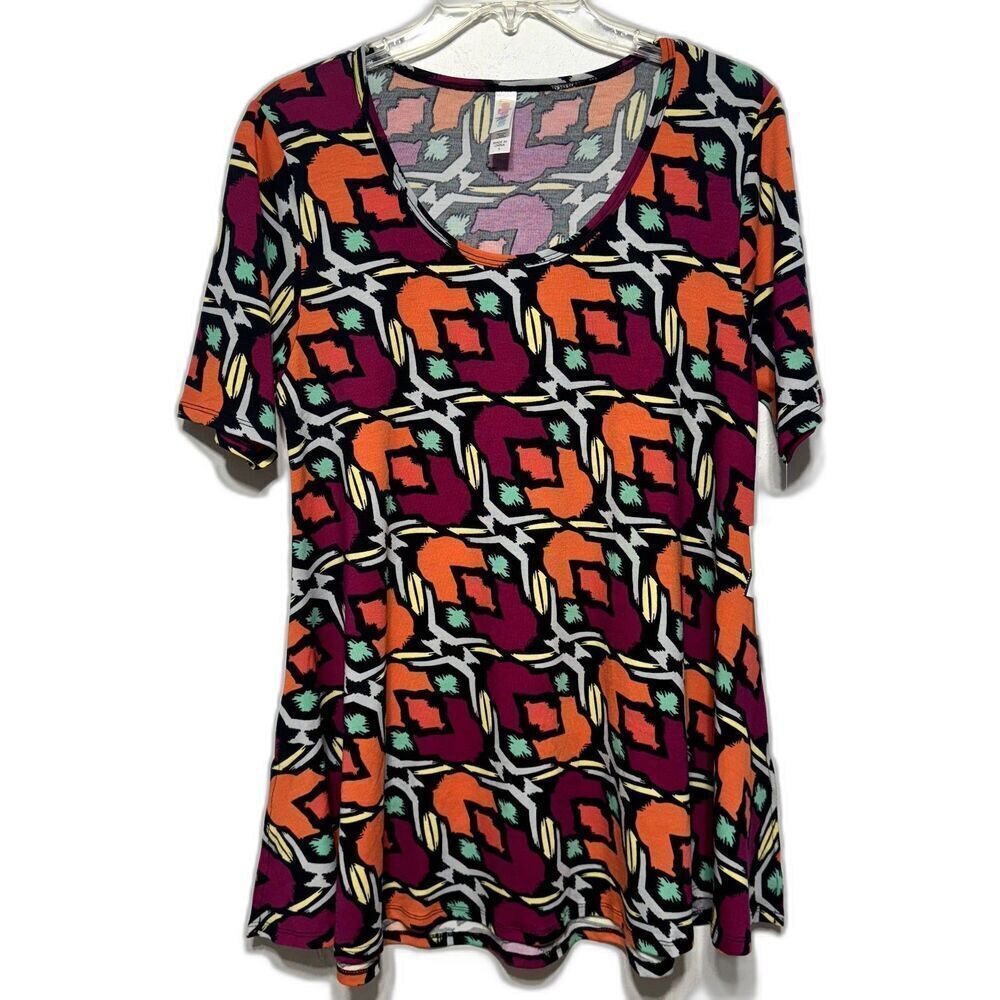 NWT LuLaRoe Perfect T Pullover Short Sleeve Printed Shirt Retro Women sz Small